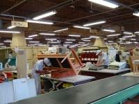 カリモク家具（工場と修理、アウトレット）